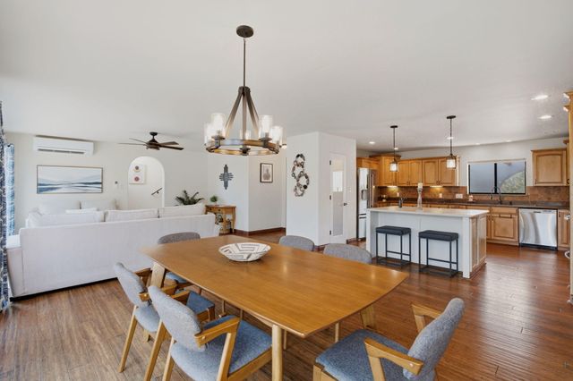 20 Canon Del Agua, Placitas, NM 87043