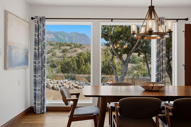 20 Canon Del Agua, Placitas, NM 87043
