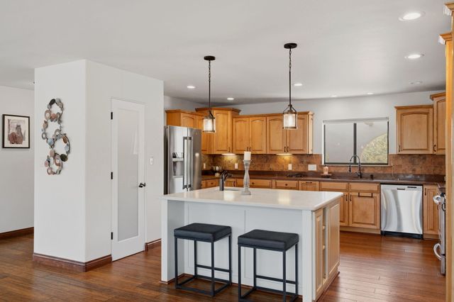 20 Canon Del Agua, Placitas, NM 87043