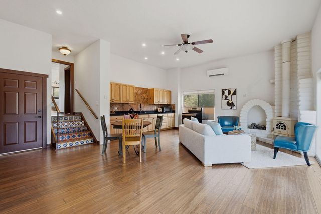 20 Canon Del Agua, Placitas, NM 87043