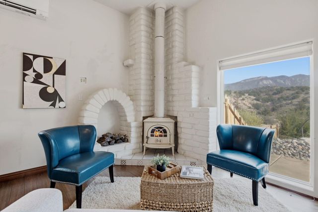 20 Canon Del Agua, Placitas, NM 87043
