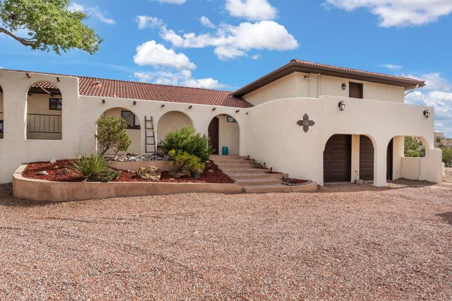 20 Canon Del Agua, Placitas, NM 87043