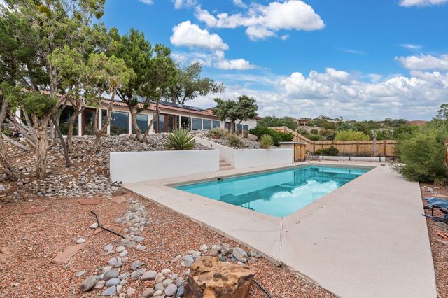 20 Canon Del Agua, Placitas, NM 87043