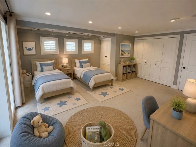 668 Anita Street, Laguna Beach, CA 92651