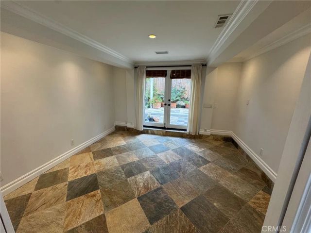 668 Anita Street, Laguna Beach, CA 92651
