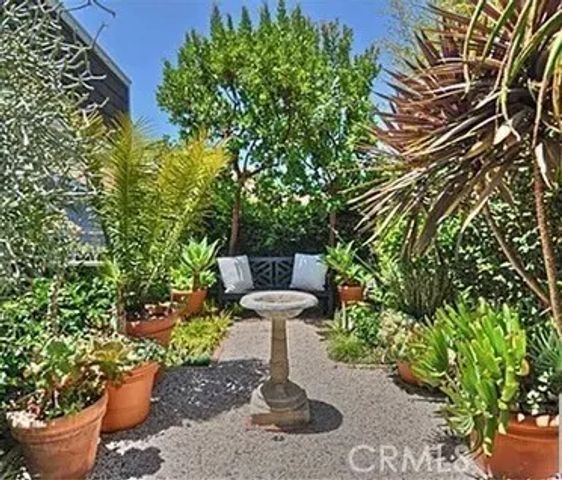 668 Anita Street, Laguna Beach, CA 92651