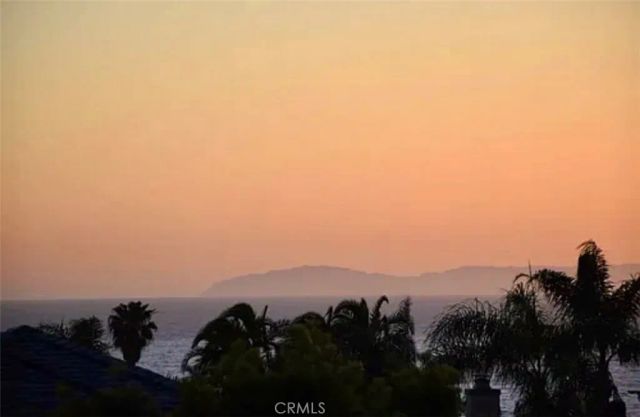 668 Anita Street, Laguna Beach, CA 92651