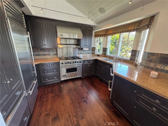 668 Anita Street, Laguna Beach, CA 92651