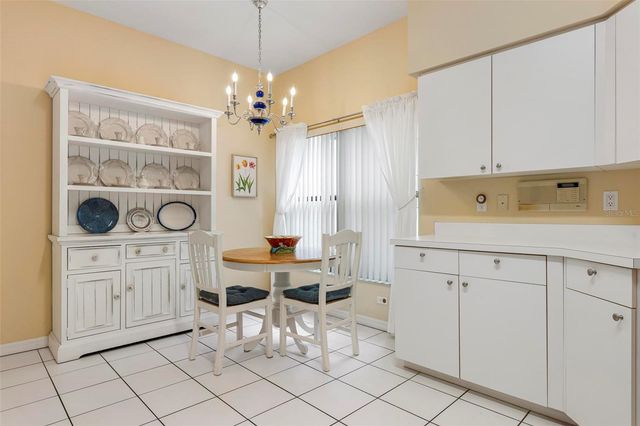 2794 MOSS OAK DRIVE 2, Sarasota, FL 34231