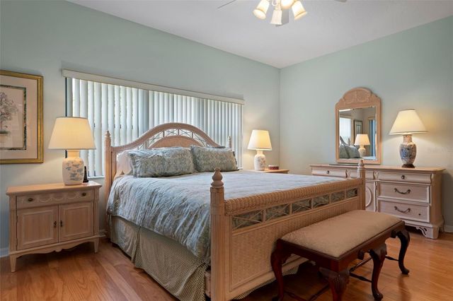 2794 MOSS OAK DRIVE 2, Sarasota, FL 34231