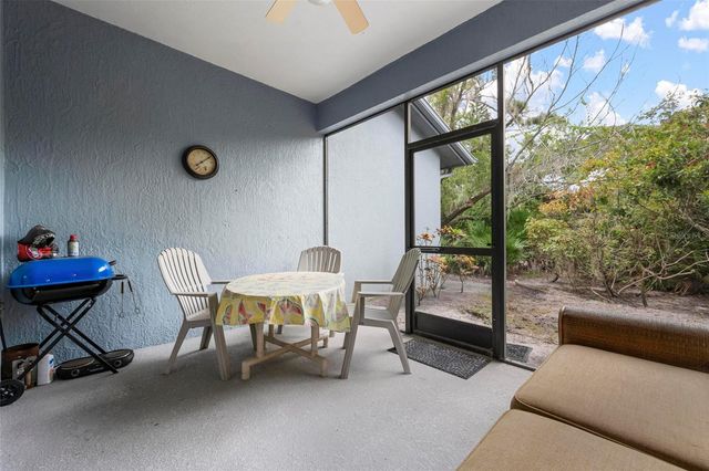2794 MOSS OAK DRIVE 2, Sarasota, FL 34231