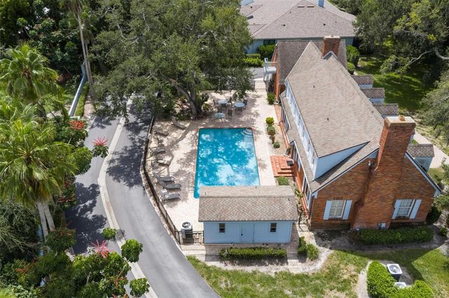 2794 MOSS OAK DRIVE 2, Sarasota, FL 34231