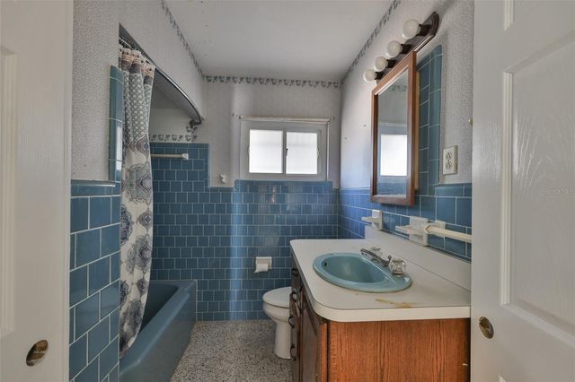 1706 SAFFOLD PARK DRIVE, Ruskin, FL 33570