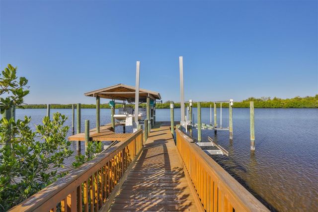 1706 SAFFOLD PARK DRIVE, Ruskin, FL 33570