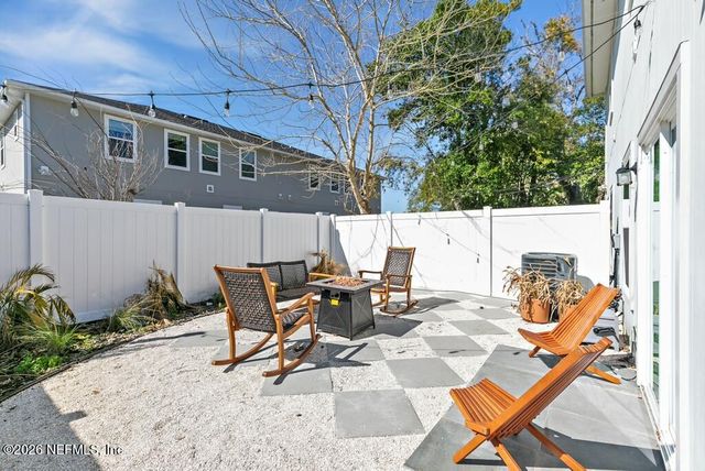 426 10TH Street S, Jacksonville Beach, FL 32250