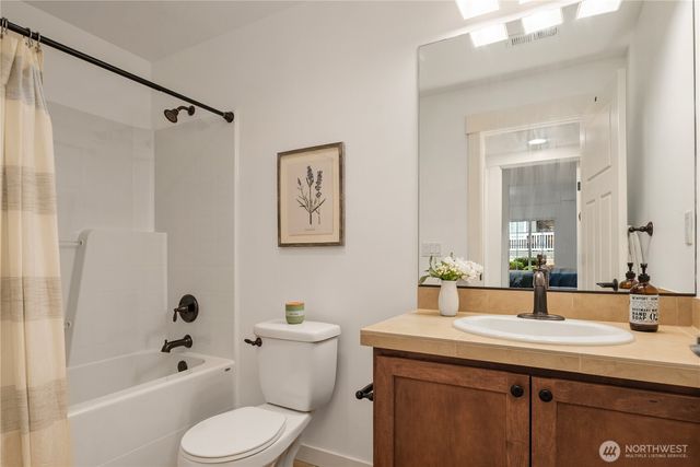 327 4th Avenue S, Kirkland, WA 98033