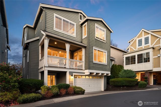 327 4th Avenue S, Kirkland, WA 98033