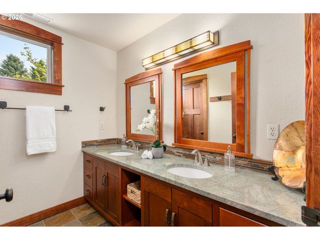 4300 Nw 188TH St, Ridgefield, WA 98642