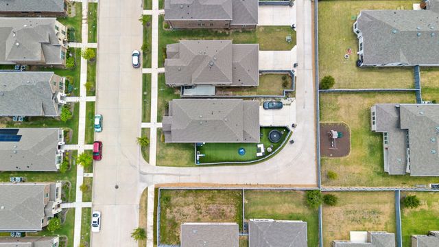 7012 Willow Thorne Drive, Little Elm, TX 76227