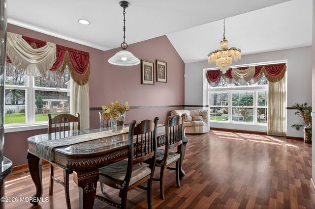 5 Dan Court, Old Bridge, NJ 08857