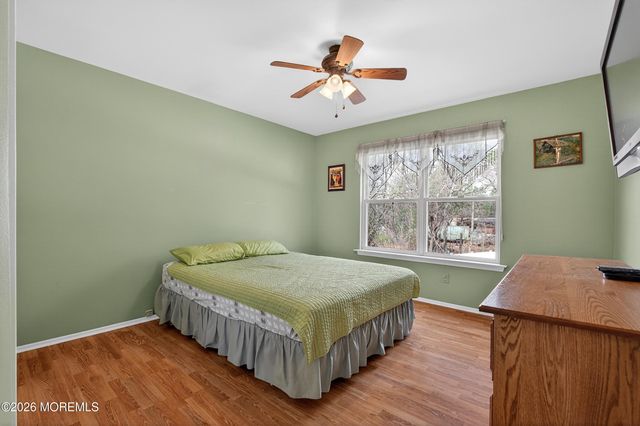 5 Dan Court, Old Bridge, NJ 08857