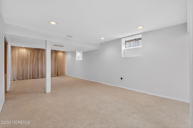 5 Dan Court, Old Bridge, NJ 08857