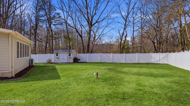 5 Dan Court, Old Bridge, NJ 08857
