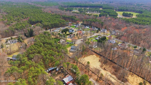 5 Dan Court, Old Bridge, NJ 08857