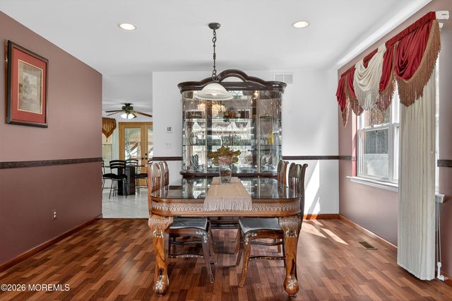 5 Dan Court, Old Bridge, NJ 08857