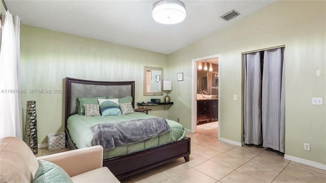 11941 SW 20th St, Miramar, FL 33025