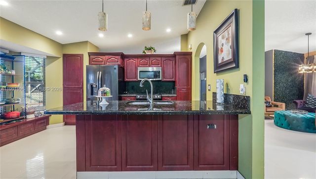 11941 SW 20th St, Miramar, FL 33025