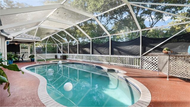 11941 SW 20th St, Miramar, FL 33025