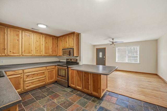 600 E Third Street, Hico, TX 76457