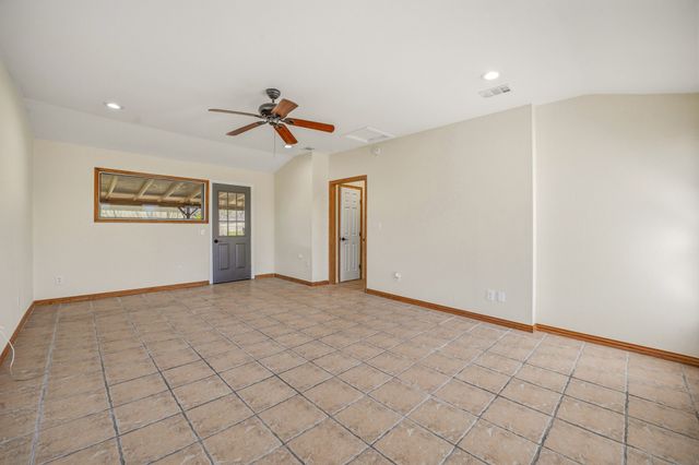 600 E Third Street, Hico, TX 76457