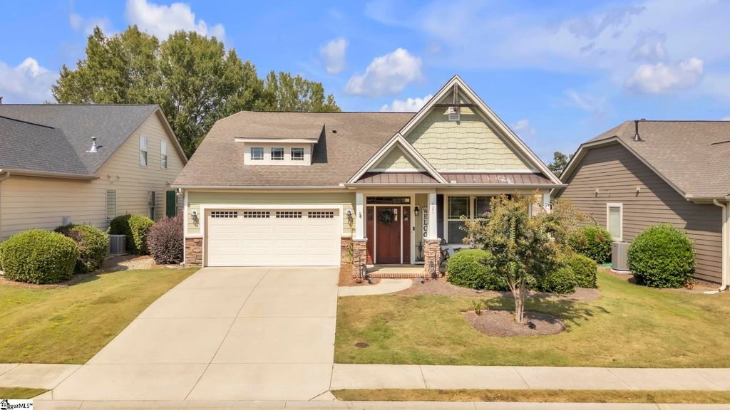 121 Belle Oaks Drive, Simpsonville, SC 29680