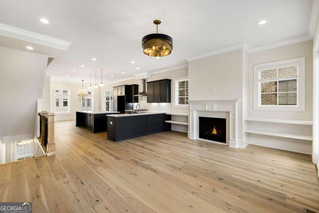 352 Eastern Wharf Avenue, Savannah, GA 31401