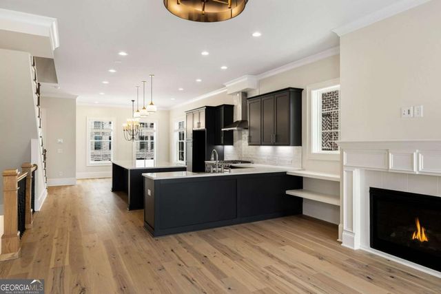 352 Eastern Wharf Avenue, Savannah, GA 31401