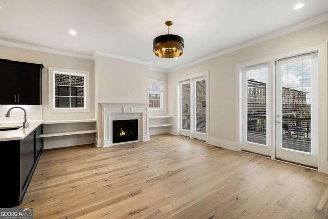 352 Eastern Wharf Avenue, Savannah, GA 31401