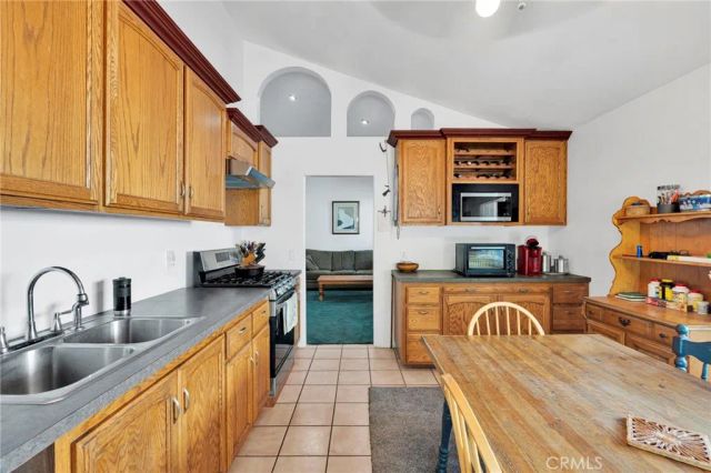 26998 El Retiro, Mission Viejo, CA 92692