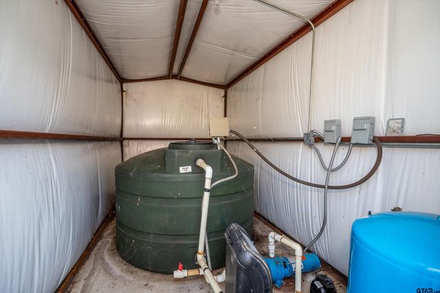 2399 CR 1885, Grapeland, TX 75844