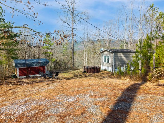 1420 Russell Hollow Road, Sevierville, TN 37876
