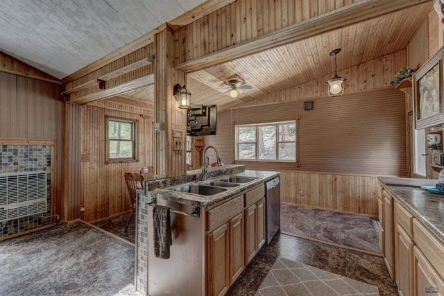 12525 JAX CT, Rapid City, SD 57702