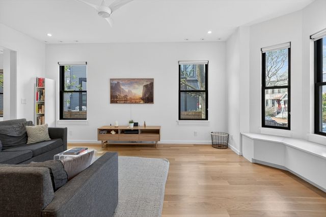 96 Henry Street 1&2, Cambridge, MA 02139