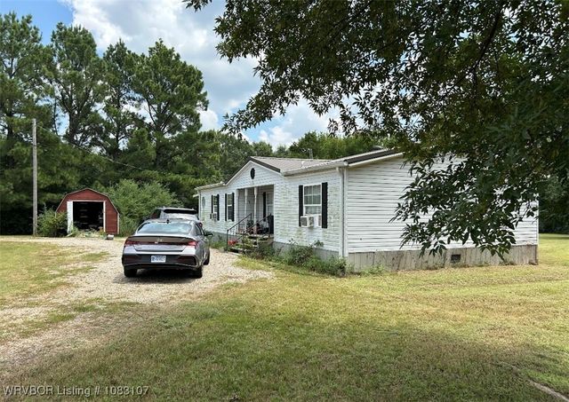 601 Howard Street, Pocola, OK 74902