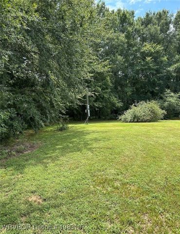 601 Howard Street, Pocola, OK 74902