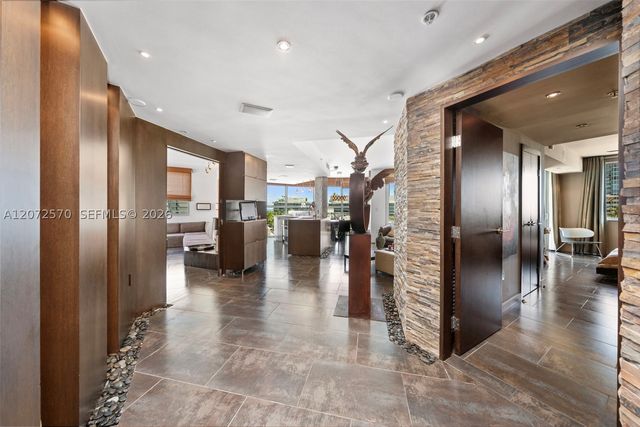 110 Washington Ave 1709, Miami Beach, FL 33139