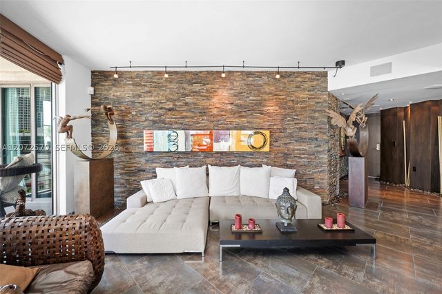 110 Washington Ave 1709, Miami Beach, FL 33139