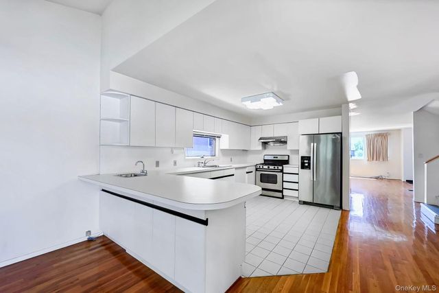 3325 149th Place, Flushing, NY 11354