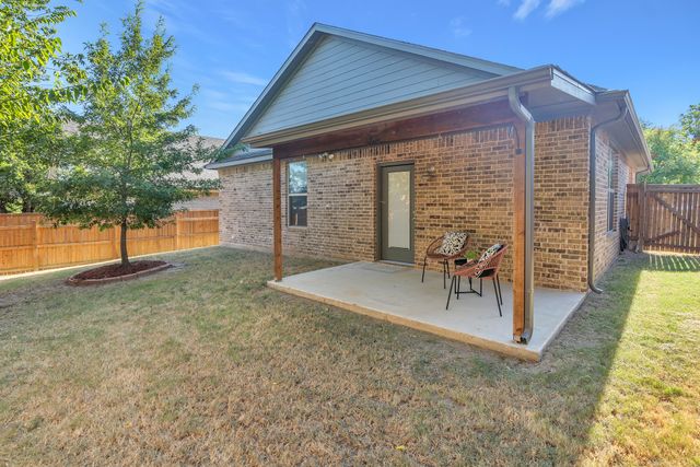 1308 Liberty Street, Weatherford, TX 76086