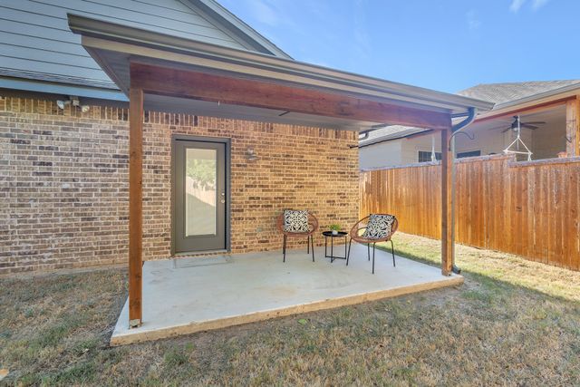 1308 Liberty Street, Weatherford, TX 76086